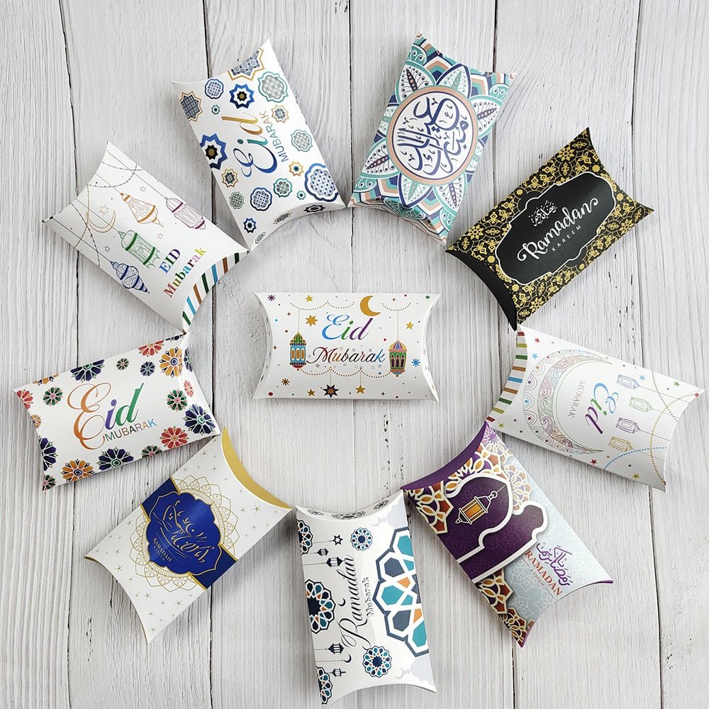 10 Pc Eid Mubarak Ramadan Kareem Pillow Shaped Gift Box for Cookies, Candy, Treats, Money (Multiple Designs) - www.DeeneeShop.com