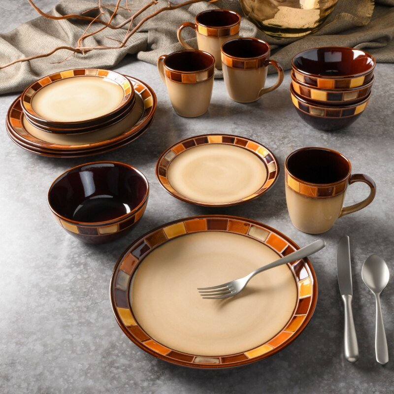 16 Piece Dinnerware Plates, Bowls, and Mugs Set - www.DeeneeShop.com