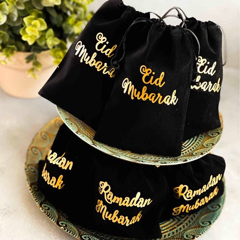 5 pcs Black Ramadan or Eid Mubarak Gift Treats Candy Bags - www.DeeneeShop.com